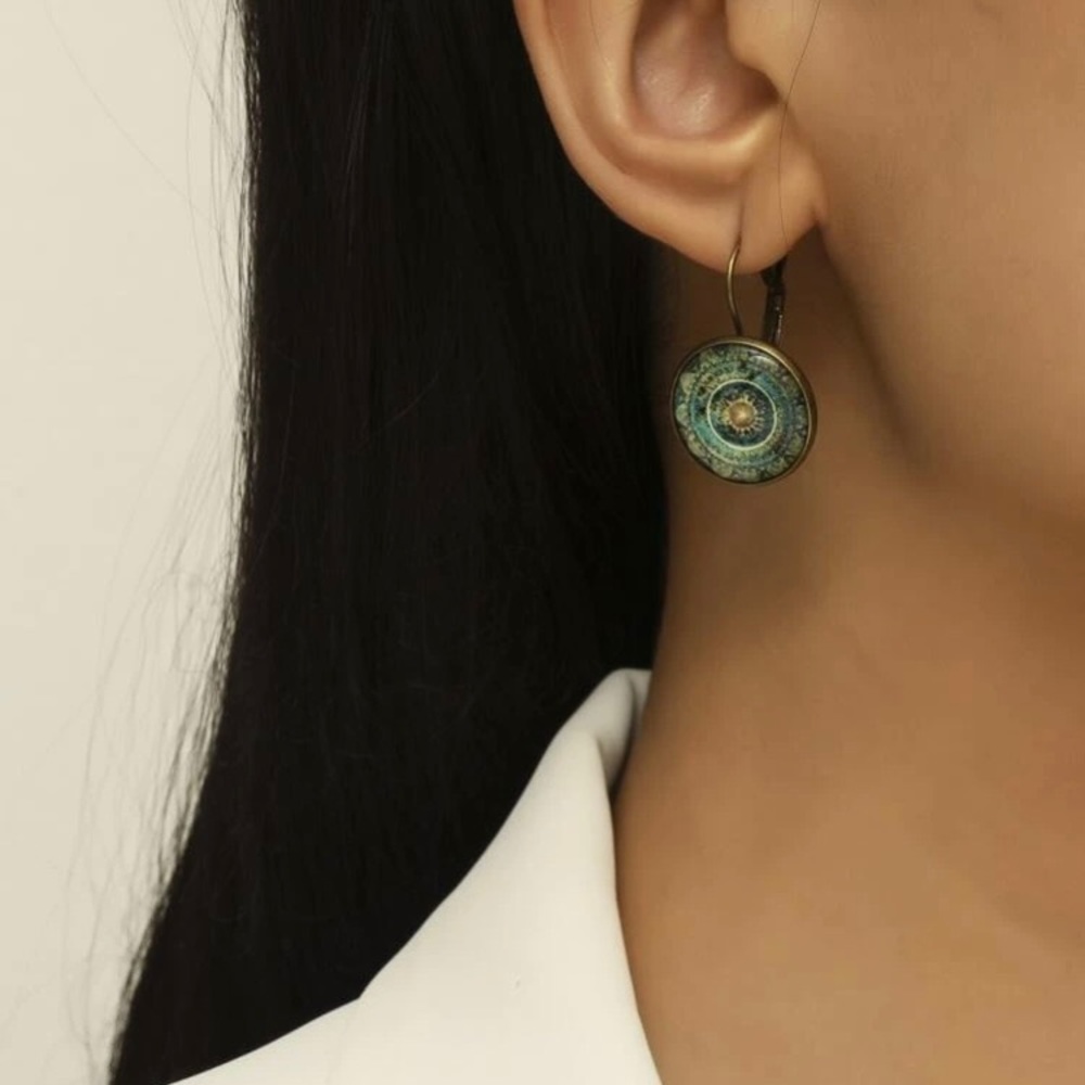 Vintage Pattern Round Earrings